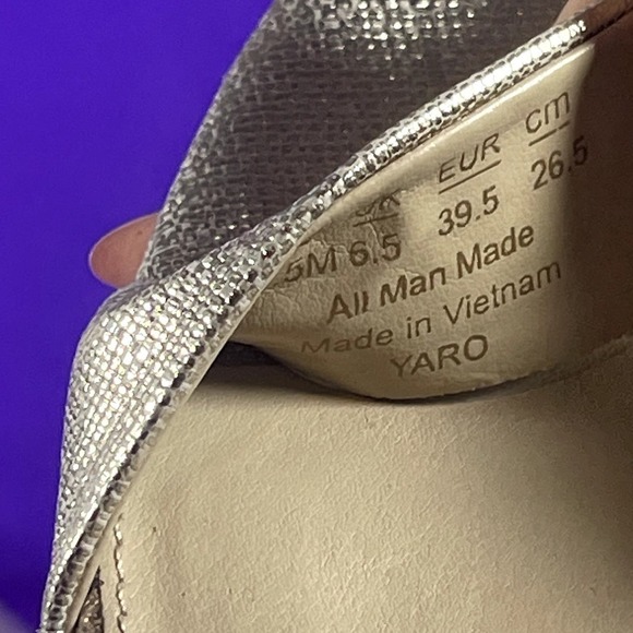 Sam Edelman Women's Metallic Gold Ankle Strap Block Heel Sandals Shoe Size 9.5 - Picture 9 of 9